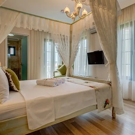 Cunda Esen Homestay *