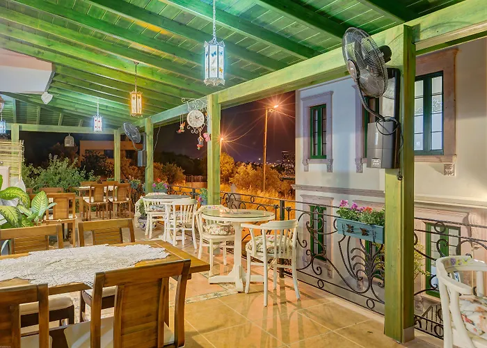 Cunda Esen Проживание в семье Айвалык